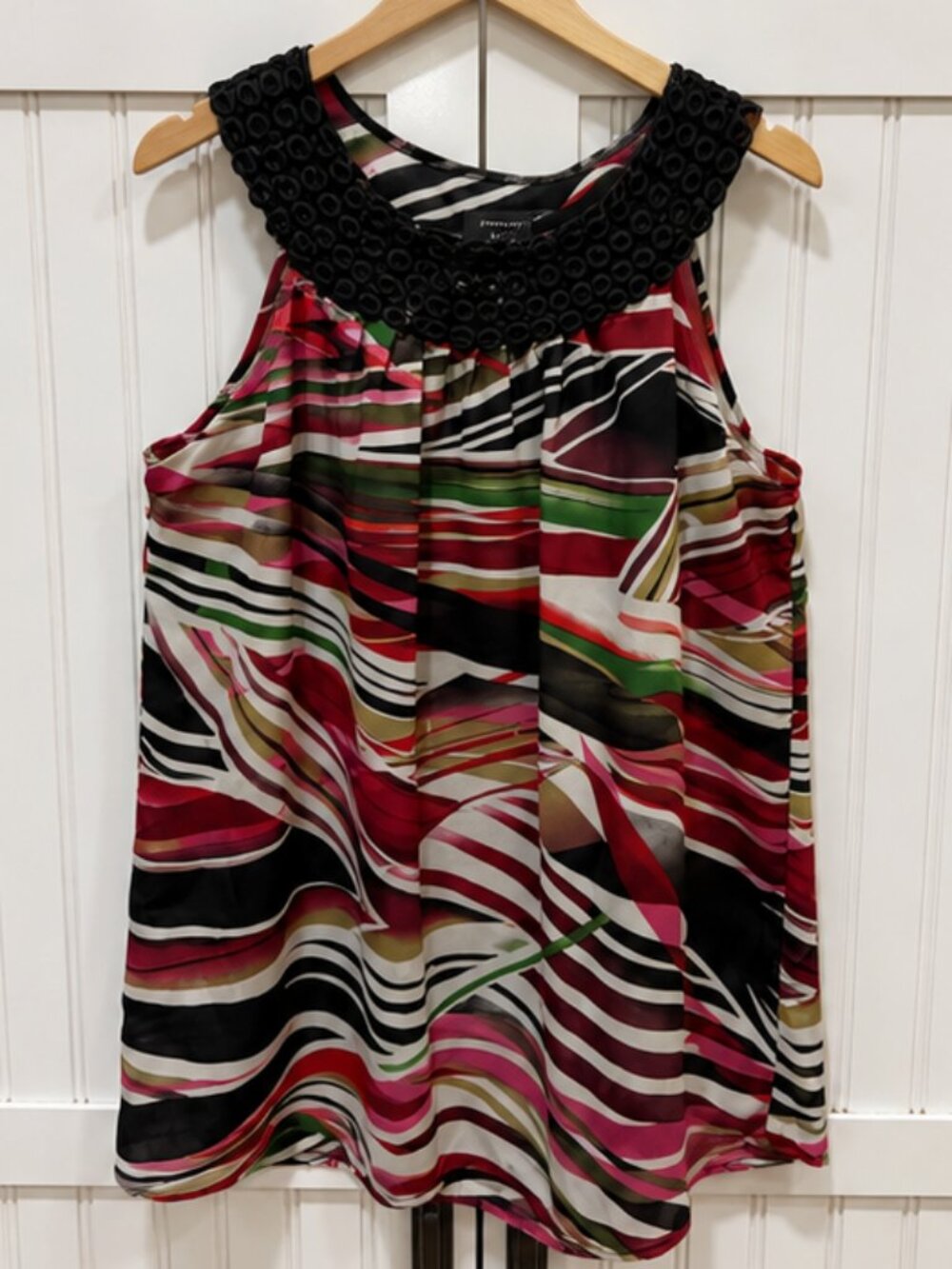 Piano Multicolor Sleeveless Floral Neck Blouse Size Large Career Casual Top